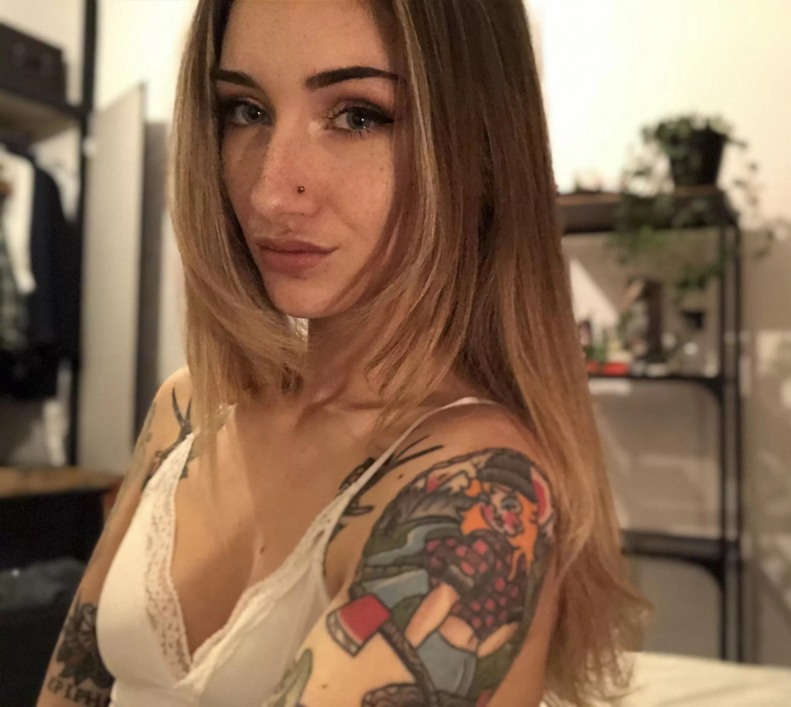 i liked the lighting 🤭 [f]