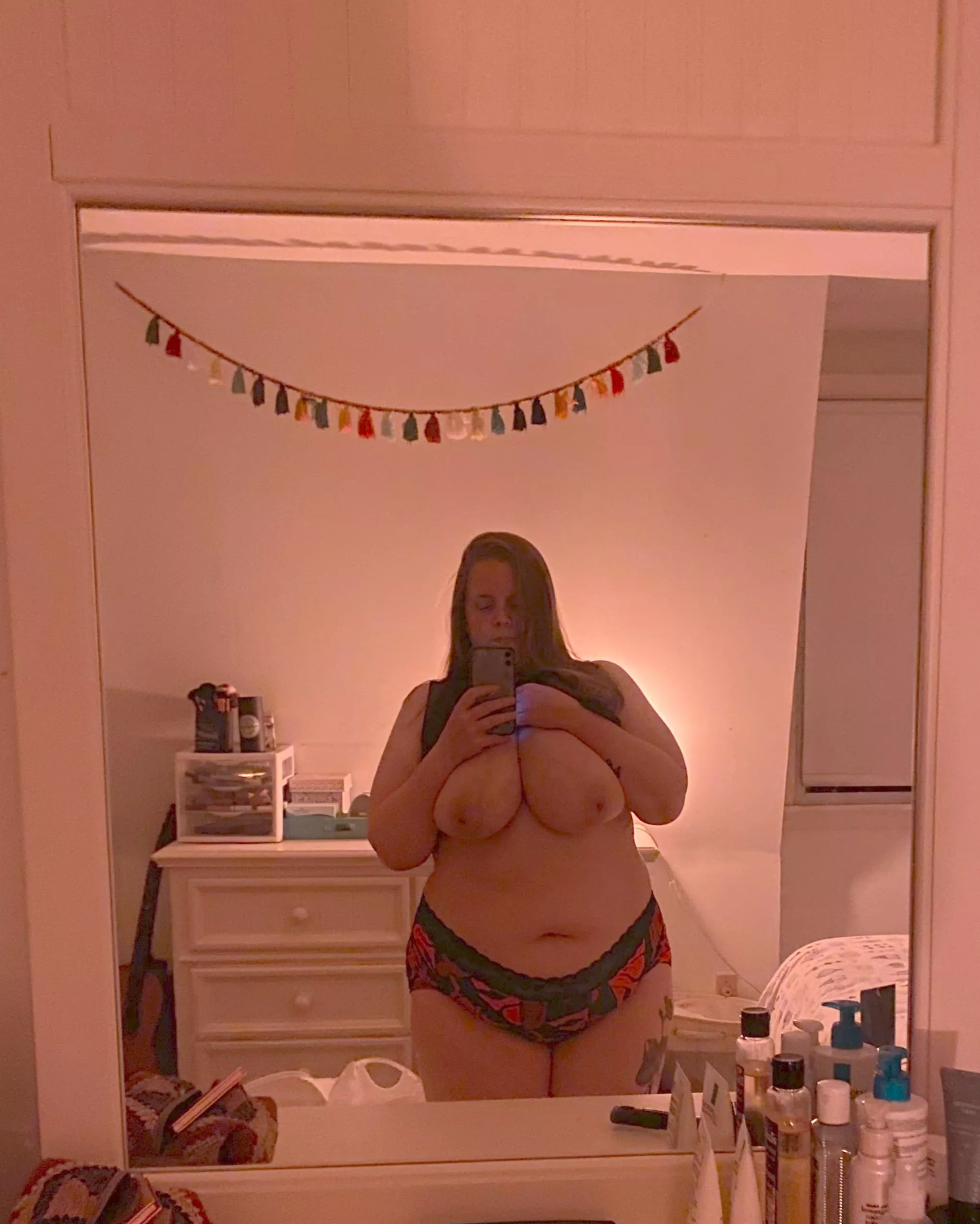 i’m fun to squish ☺️