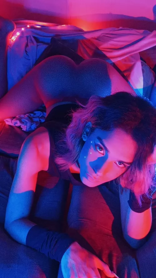 I'm in love with my new content, the lights were the cherry on the cake. 🍒