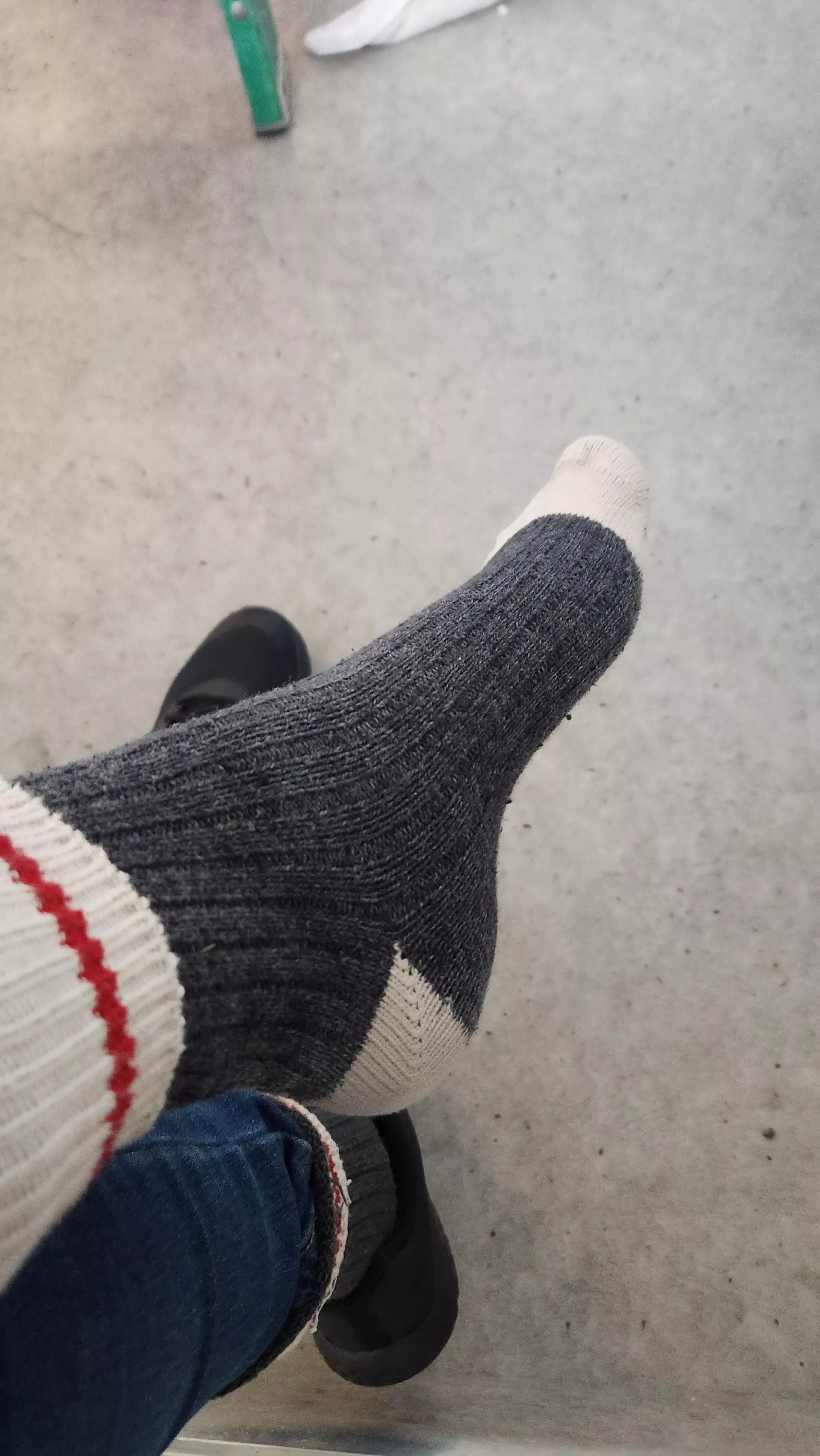 imagine the smell after a 12 hours shift 😉😉