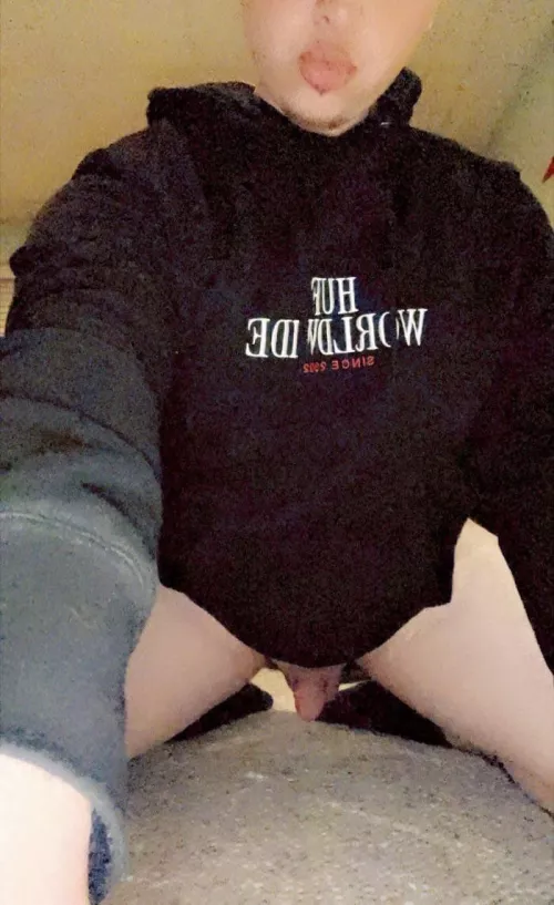 It’s hard but still a baby dick🥺