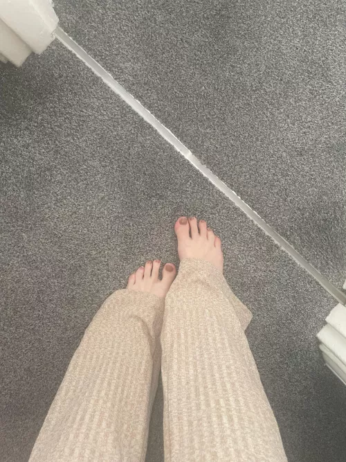 Just some toes popping out