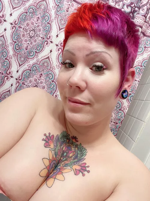 Just touched up my color and got a trim yesterday.