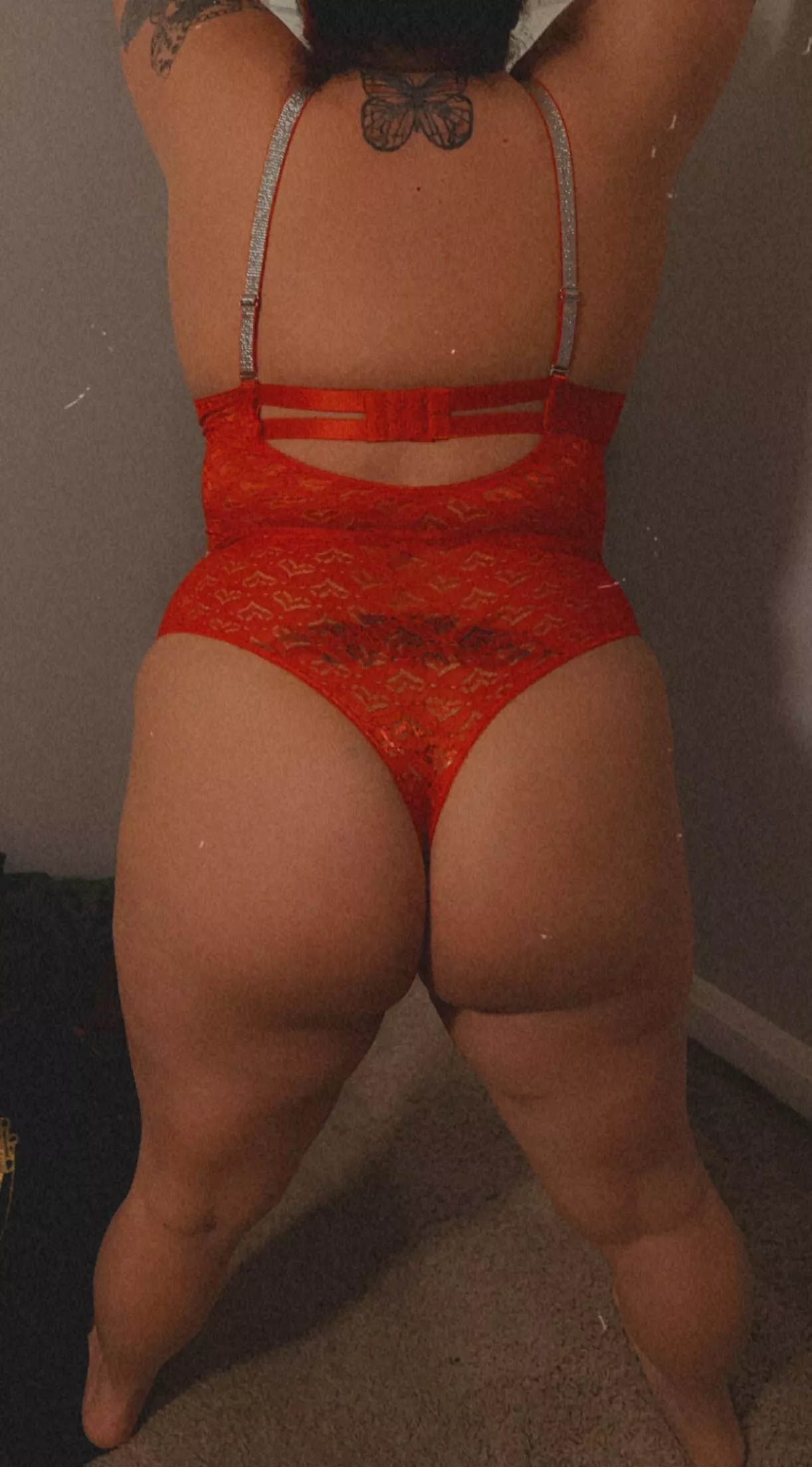 lemme ride someone’s face 🍑👅