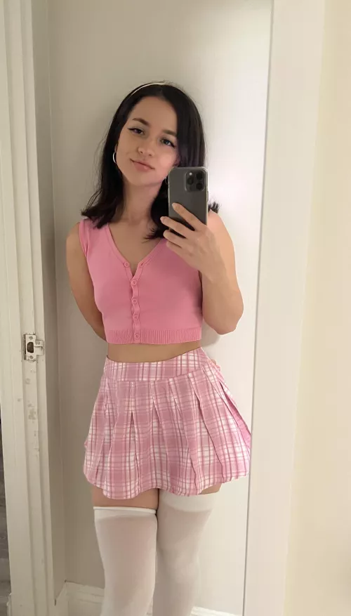 Let me fulfill your preppy girl fantasy