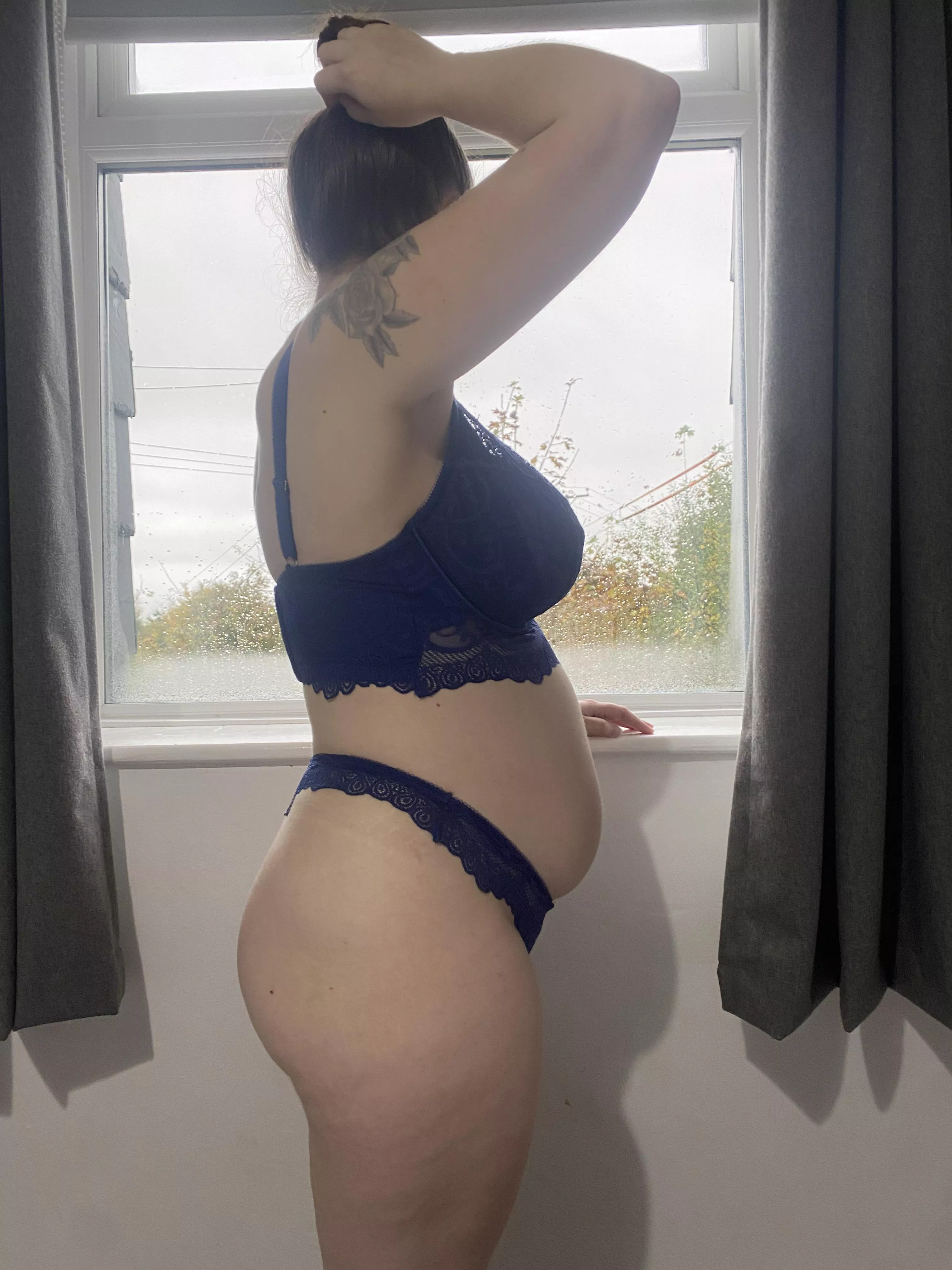 Letting the neighbours have a good look at me