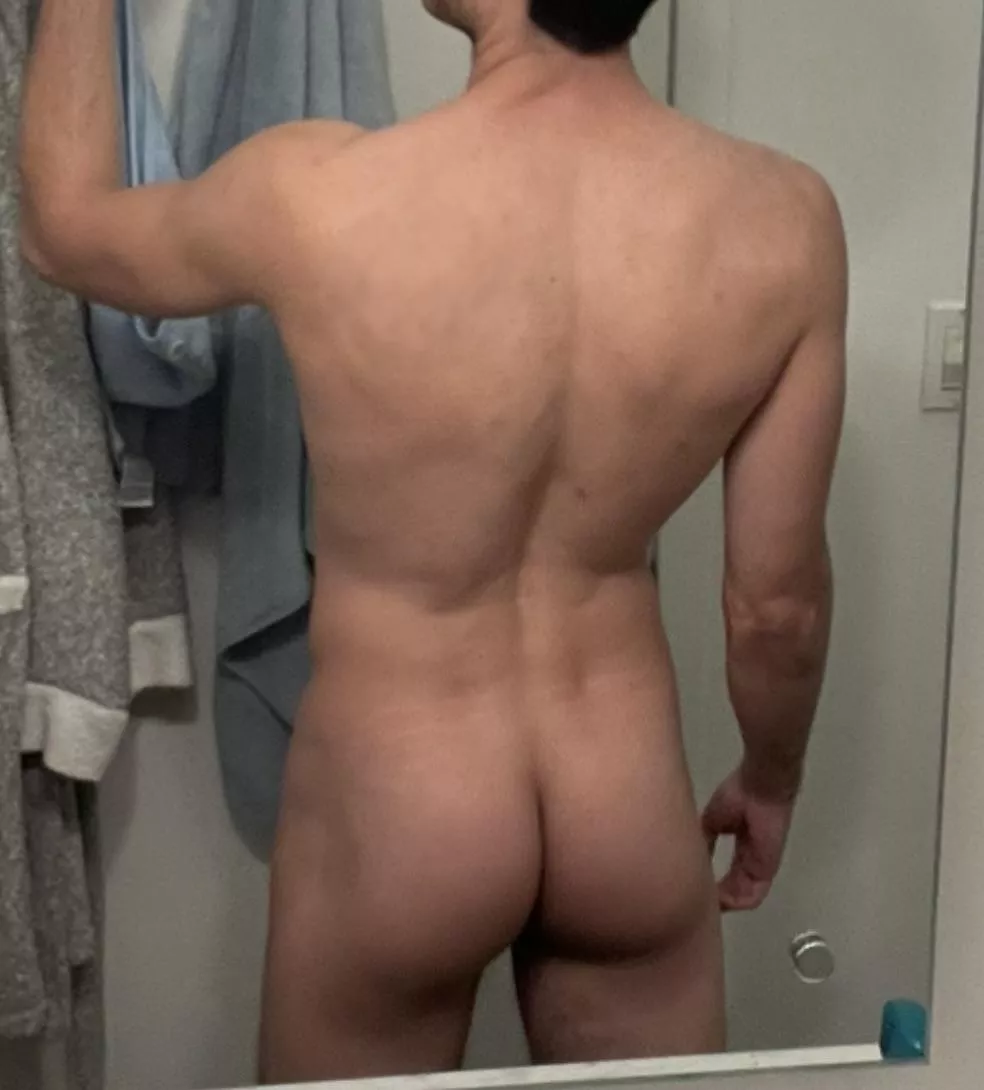 Lifeguard here. How’s my beach body?