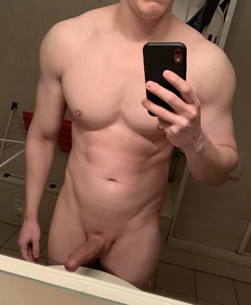 m (25) rate me