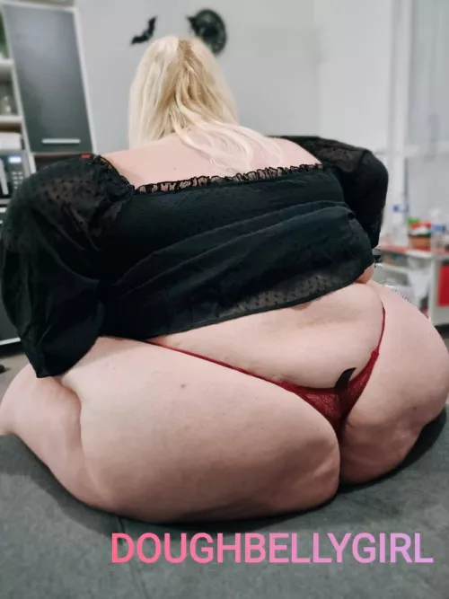 My First Halloween Cosplay! What do you think? 🦇🎃