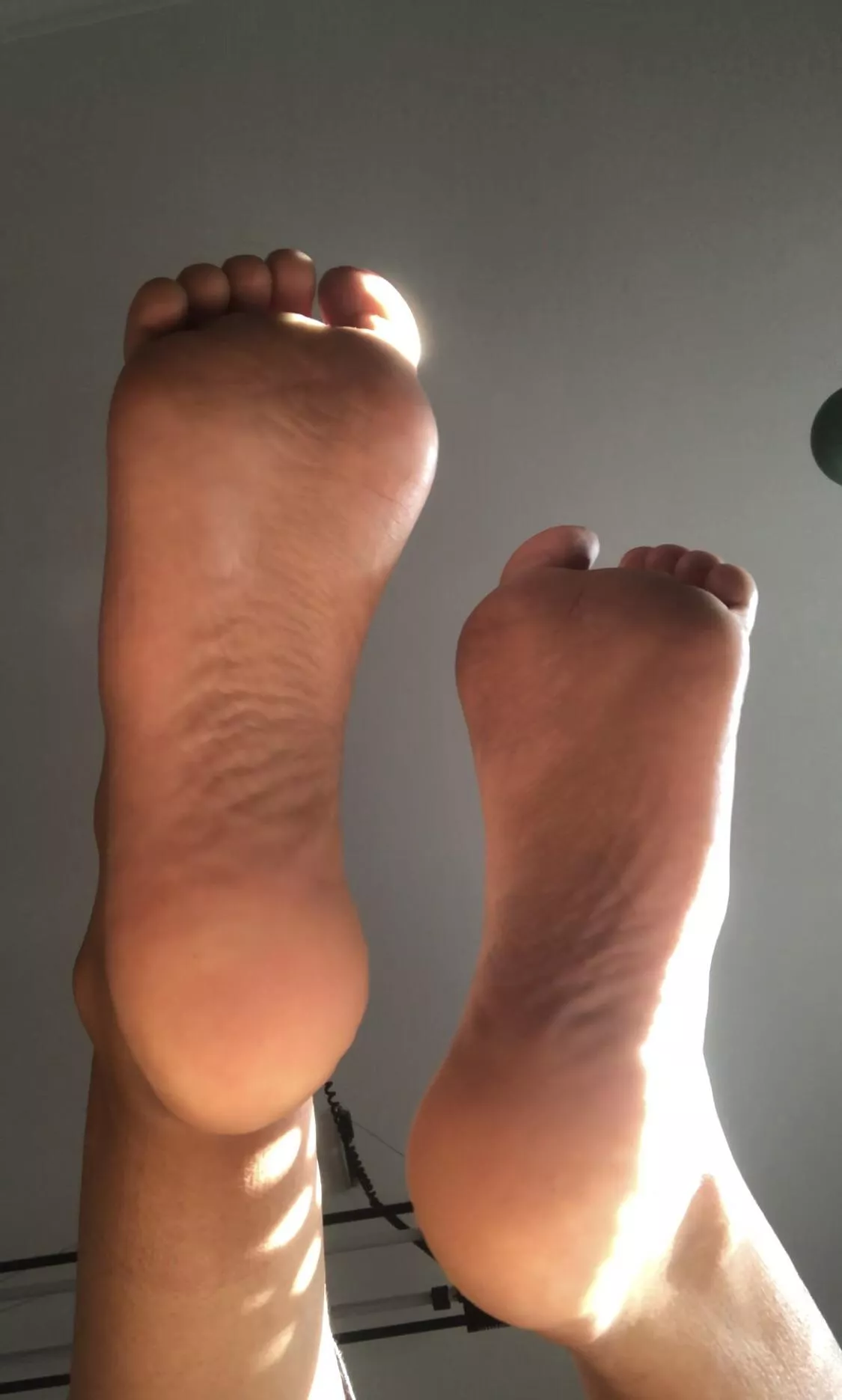 my italian feet are walking all over you