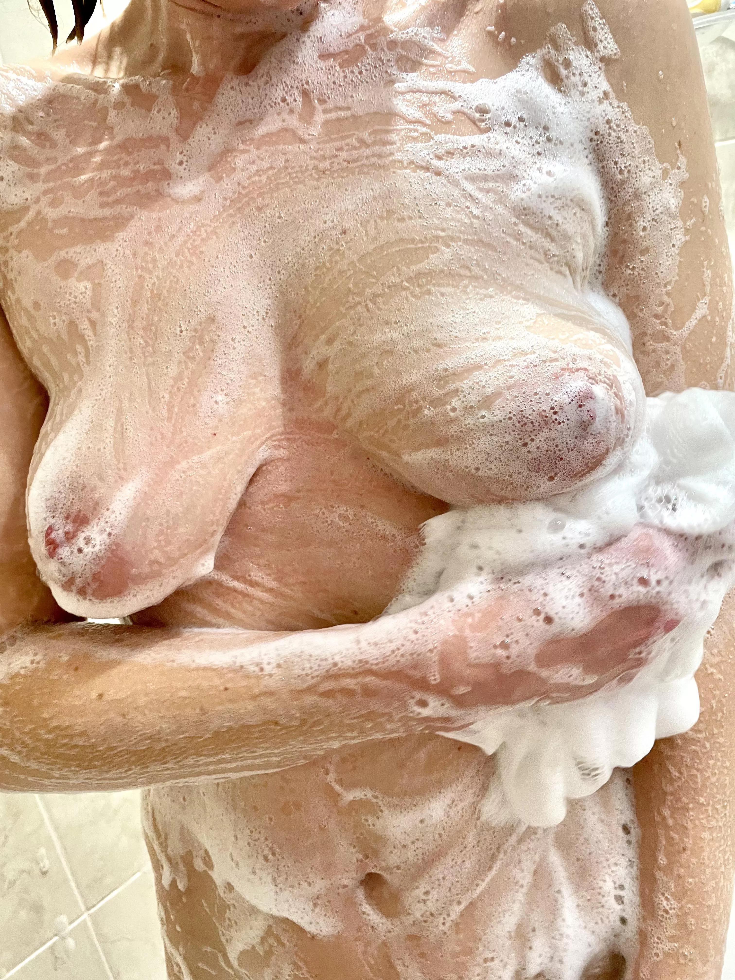 Play with my soapy tits
