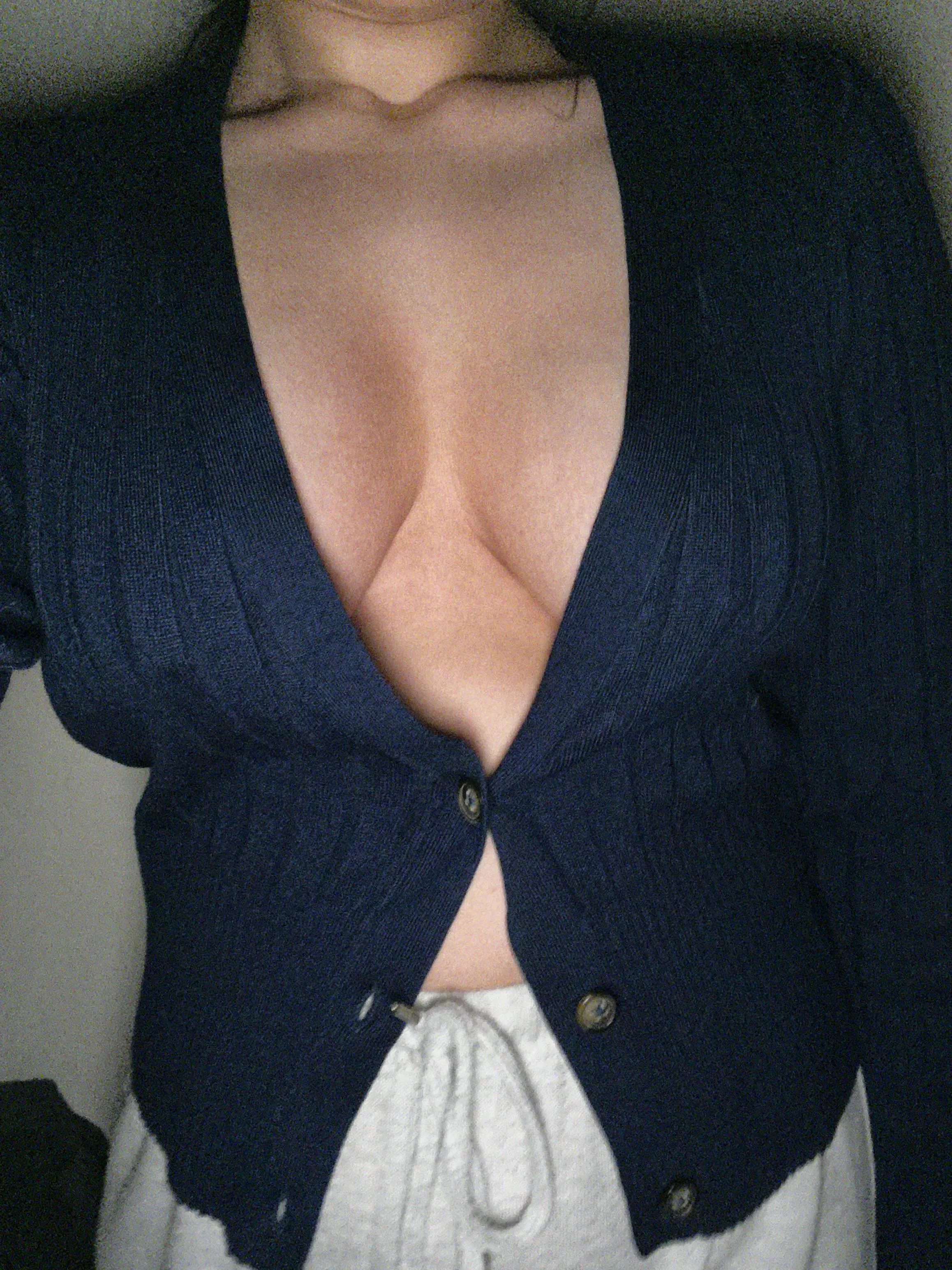 saw a girl in a similar outfit yesterday so i thought i’d try it :) i might go to the park like this later today