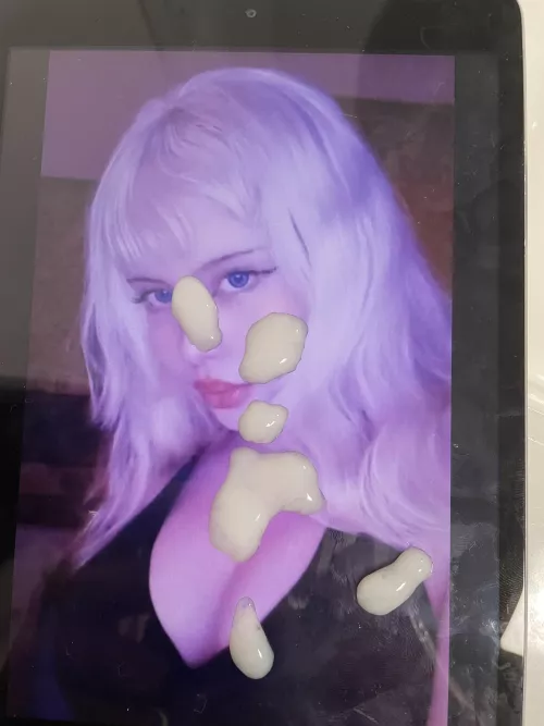 She looks good with her face covered