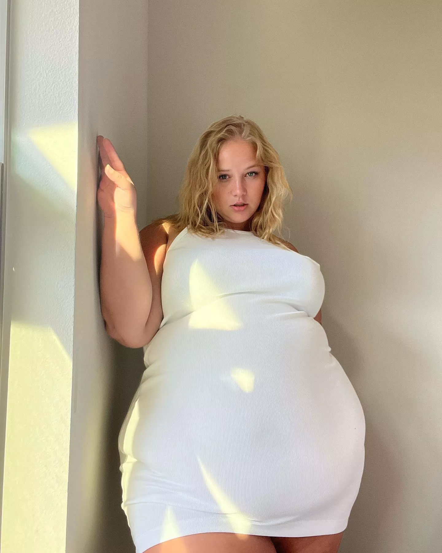 Slide your hand up my dress