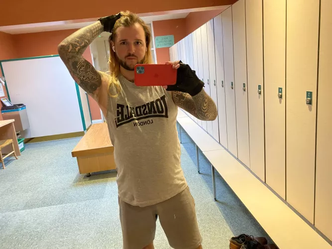 Started hitting the gym some more - 14lbs lost since August 29th!