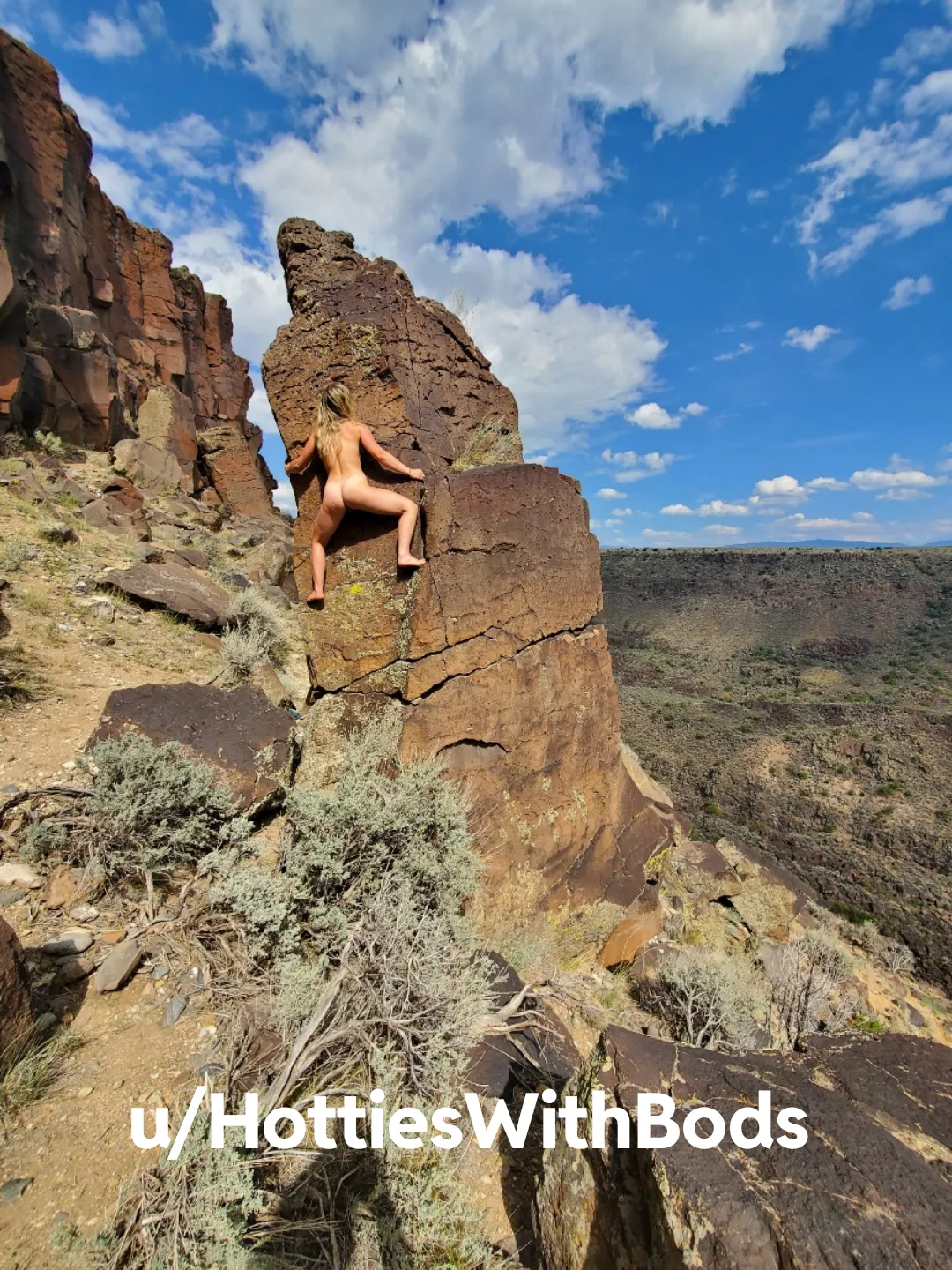 Think the other climbers noticed? 😜