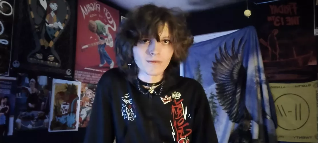 This jacket is amazing (it's cropped)