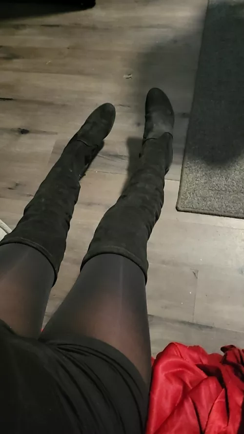 tights & knee highs