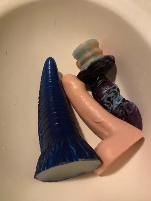 Tonight’s shower friends! I don’t care what anyone says, uncut Archer is AMAZING.