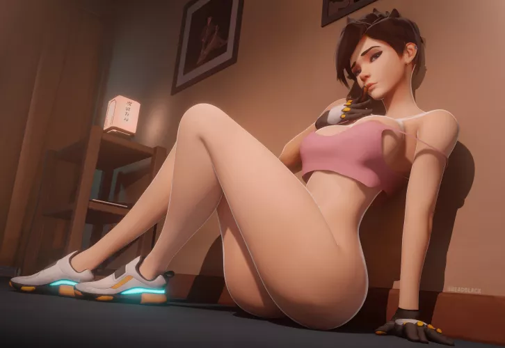 Tracer, (Breadblack)