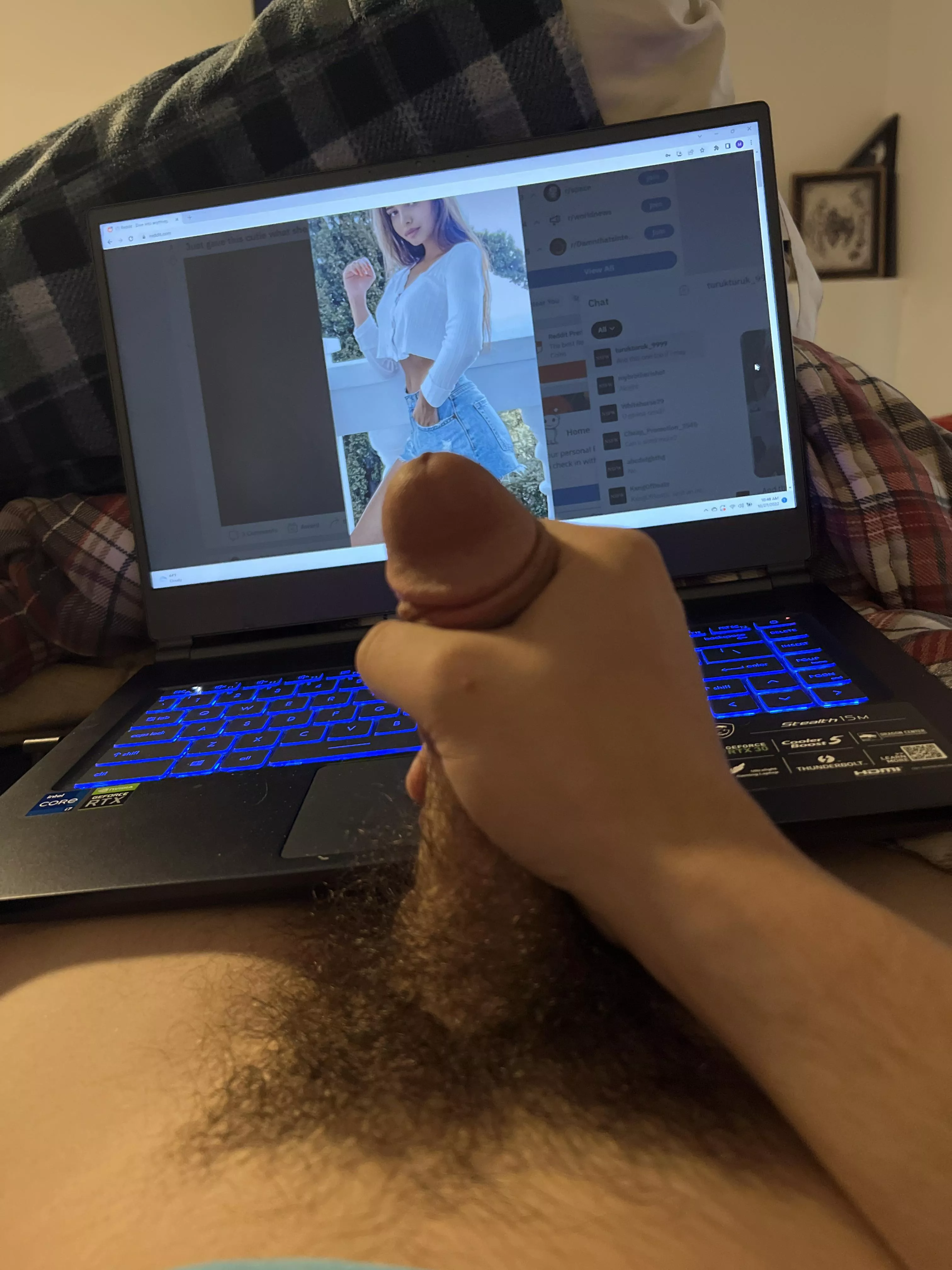 Tribbing any t33ns dm me no lim