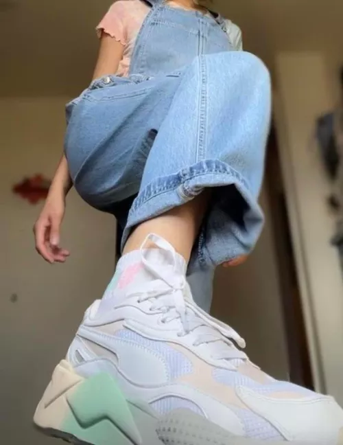 Wearing this on a date with a woman today, nervous!