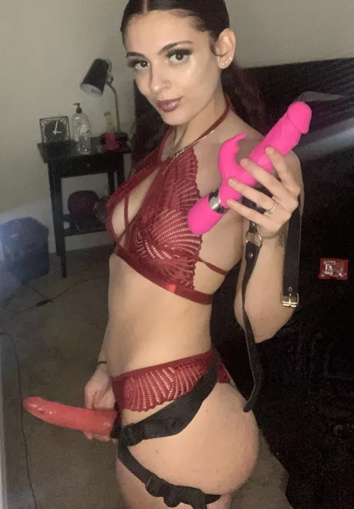 Which hole is Mommy training first?