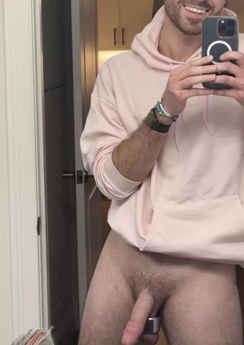 who’s gonna keep me smiling 😁😜