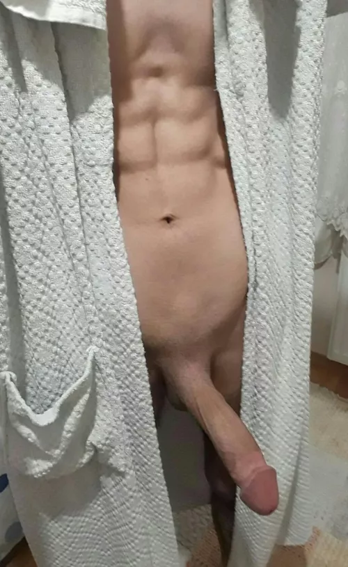 (20) Where are you looking at? 😈