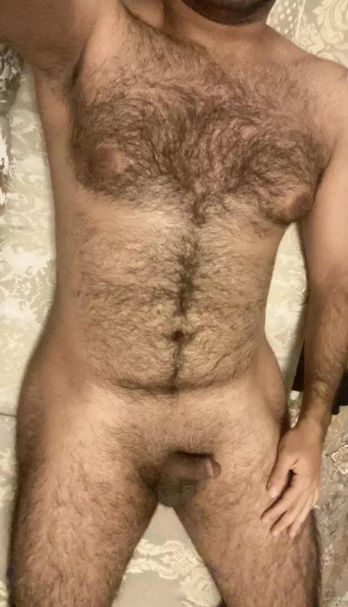 [25] Looking for a cuddle buddy 🙋🏻‍♂️
