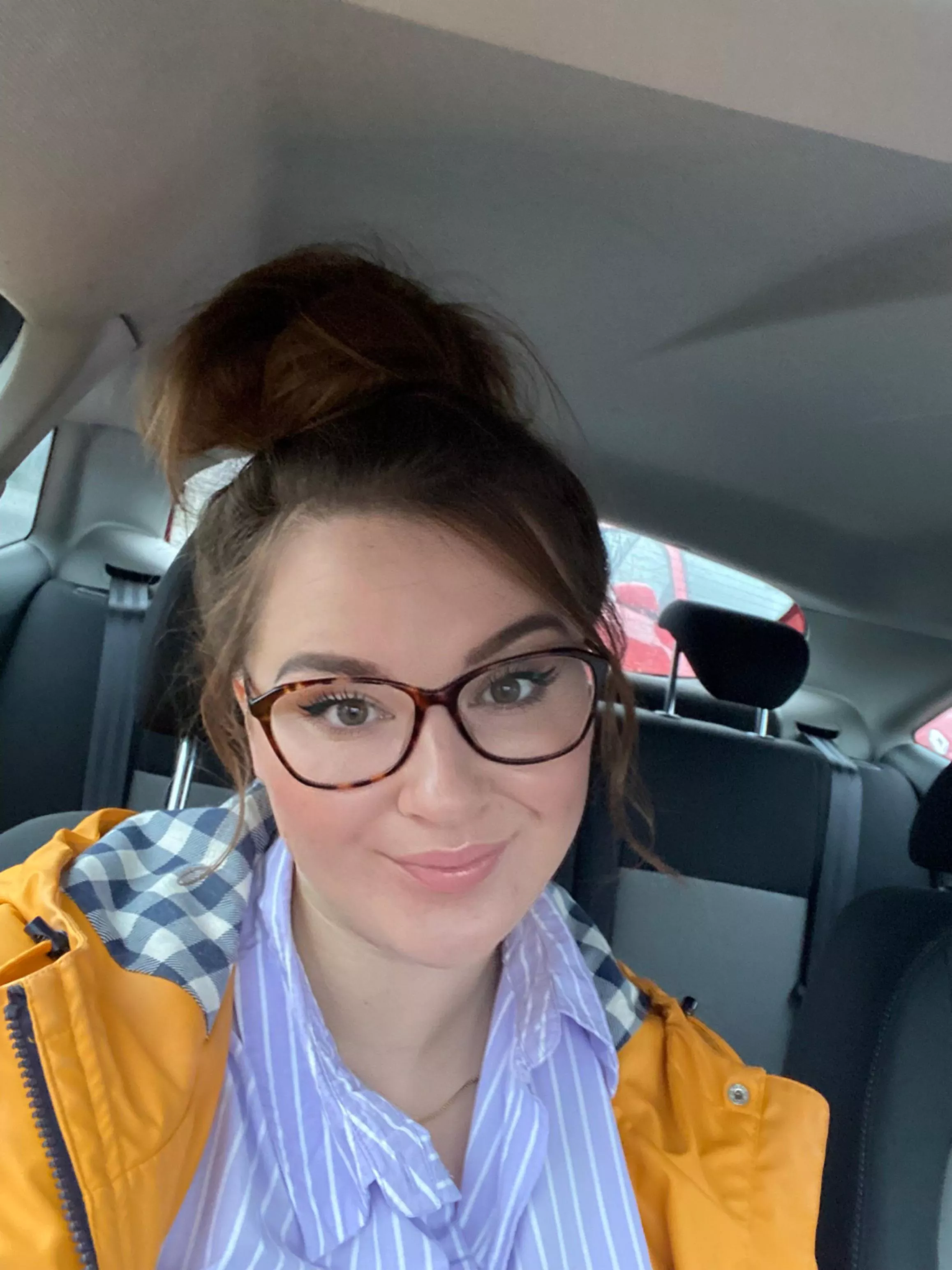 Another rainy day another car selfie ☔️