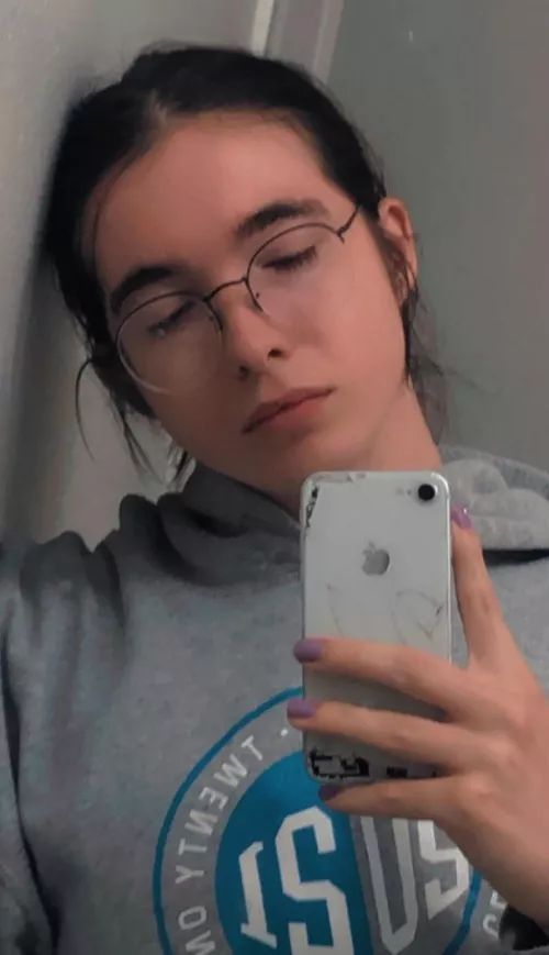 Anyone wanna cuddle?