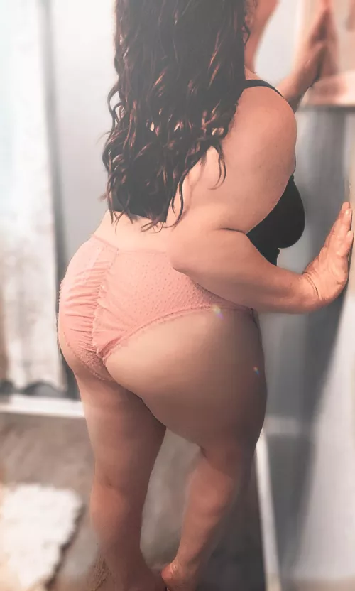 Babe it’s time for bed, are you coming?