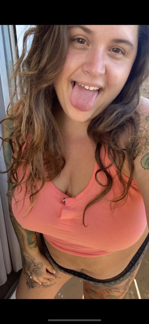 bbw stoner covered in tattoos, let my curves wash your stress away!