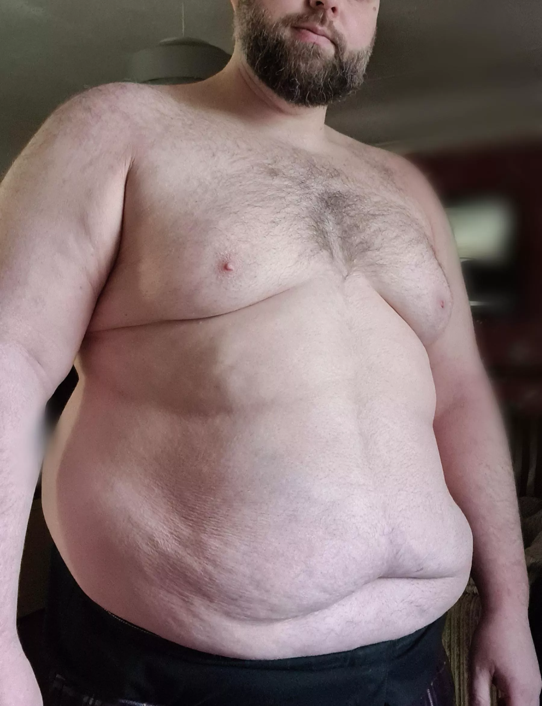 Big belly still take my shirt off like Nelly