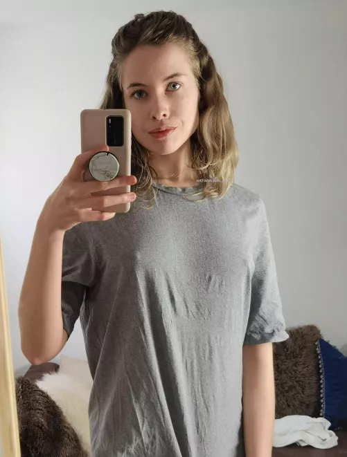 Big shirt and no bra
