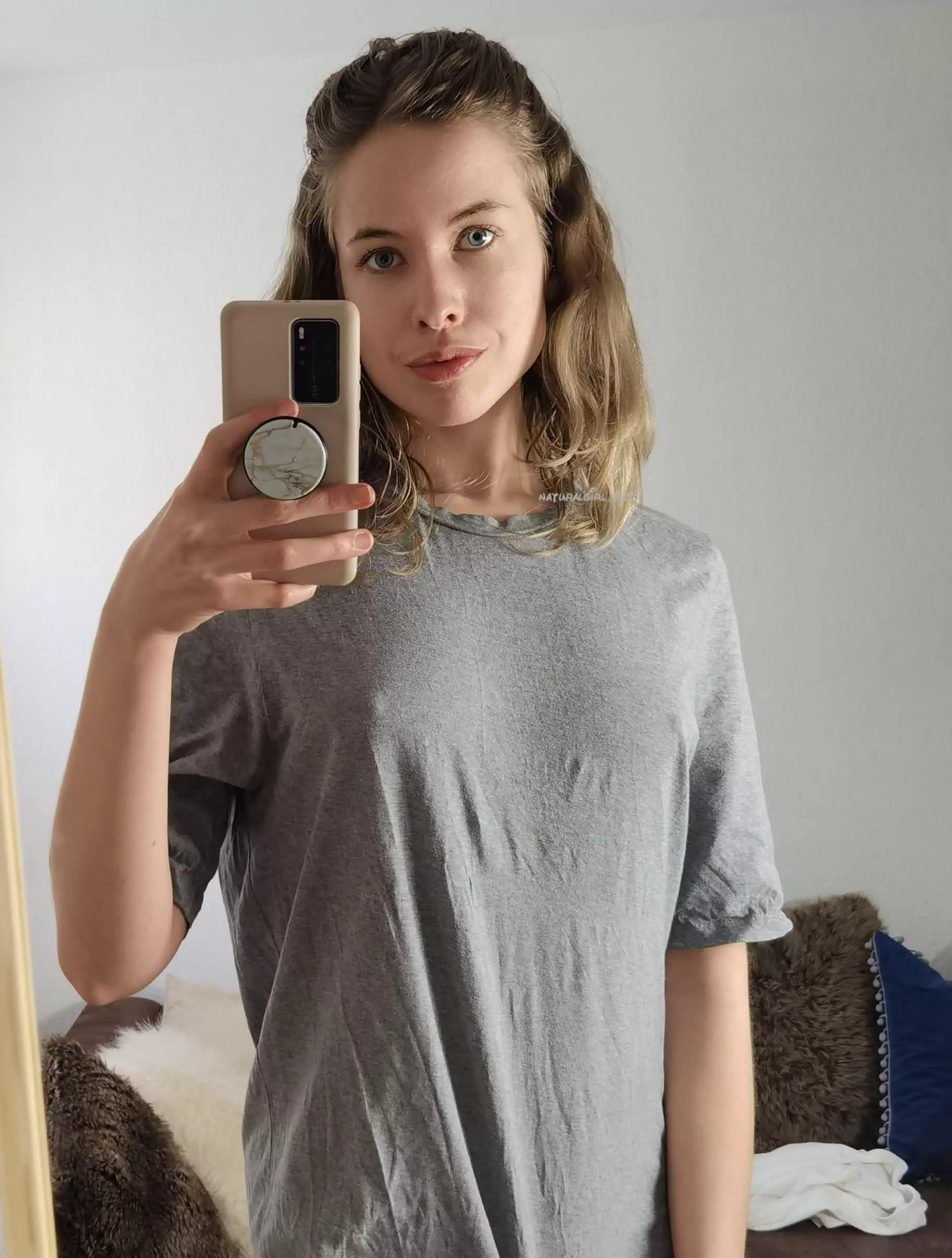 Big shirt and no bra