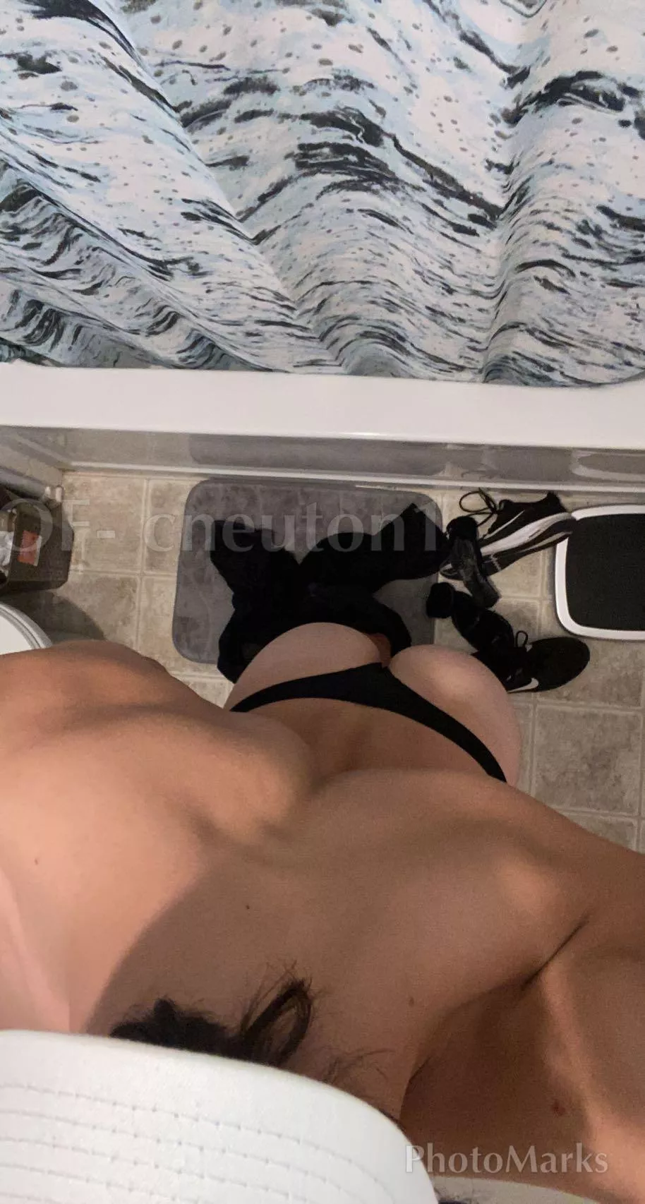 can any daddy fuck me from behind? (18)