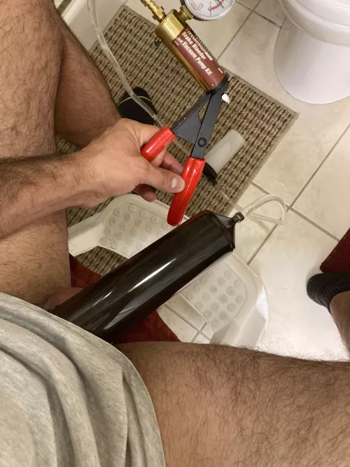 cheap sex store cylinder with a brake bleeder pump. $50 bathmate, works wonders! just thought i'd share. cheers!