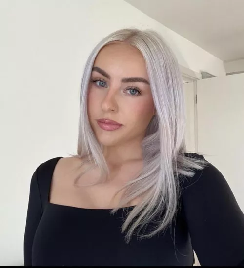 Dm me if you have second screen and can jerk tribute IRLs.