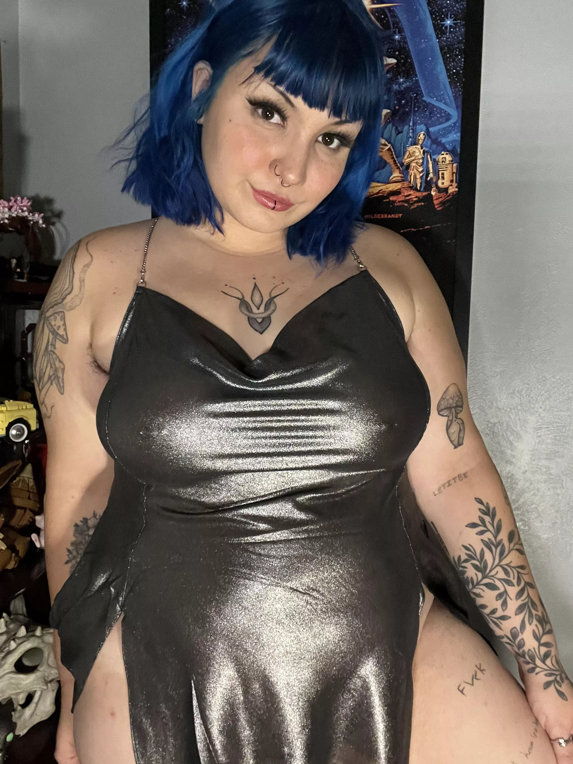 Do we like sexy chubby girls here