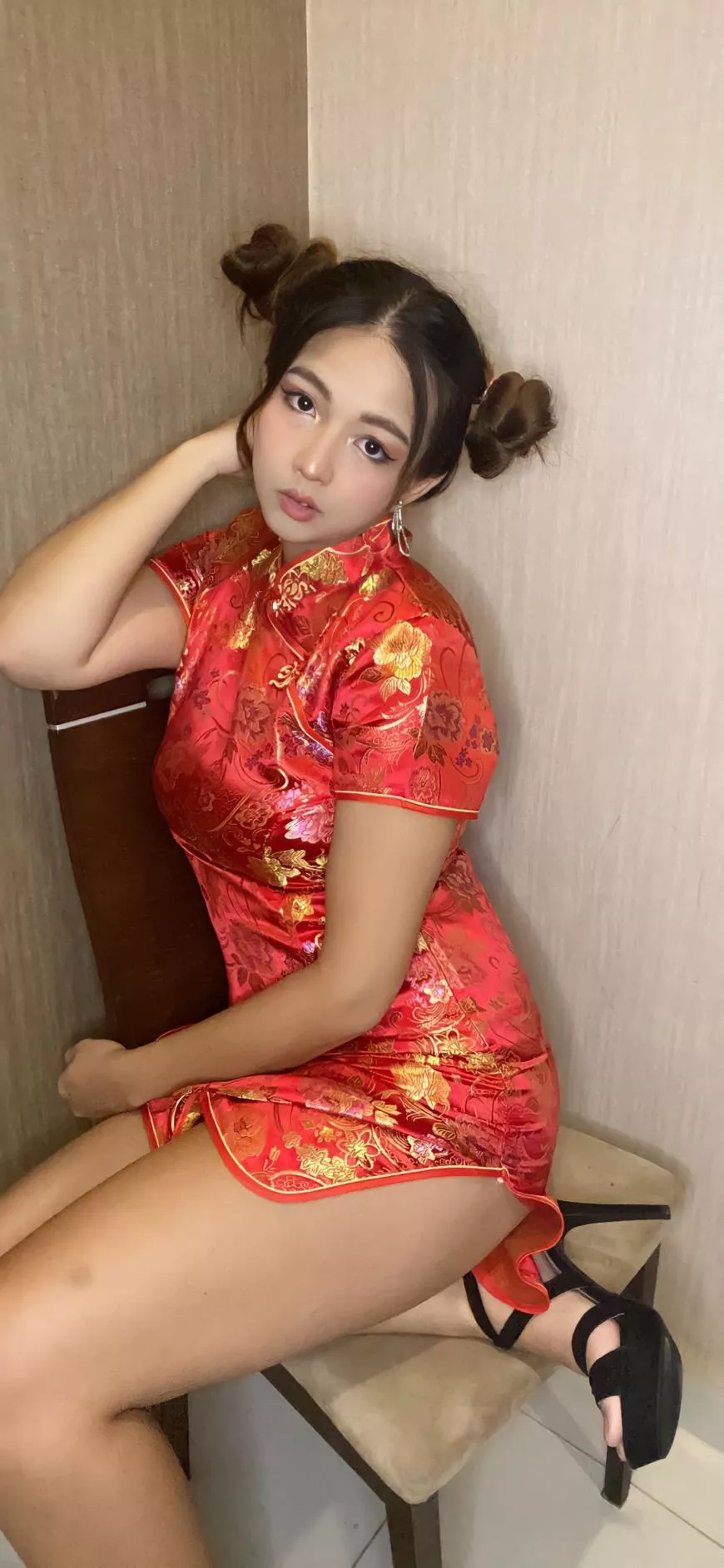 Do you like my new qipao and heels?
