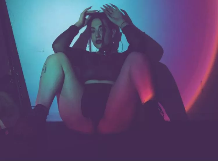 Do you want to spend your best kinky Friday with your misstres?