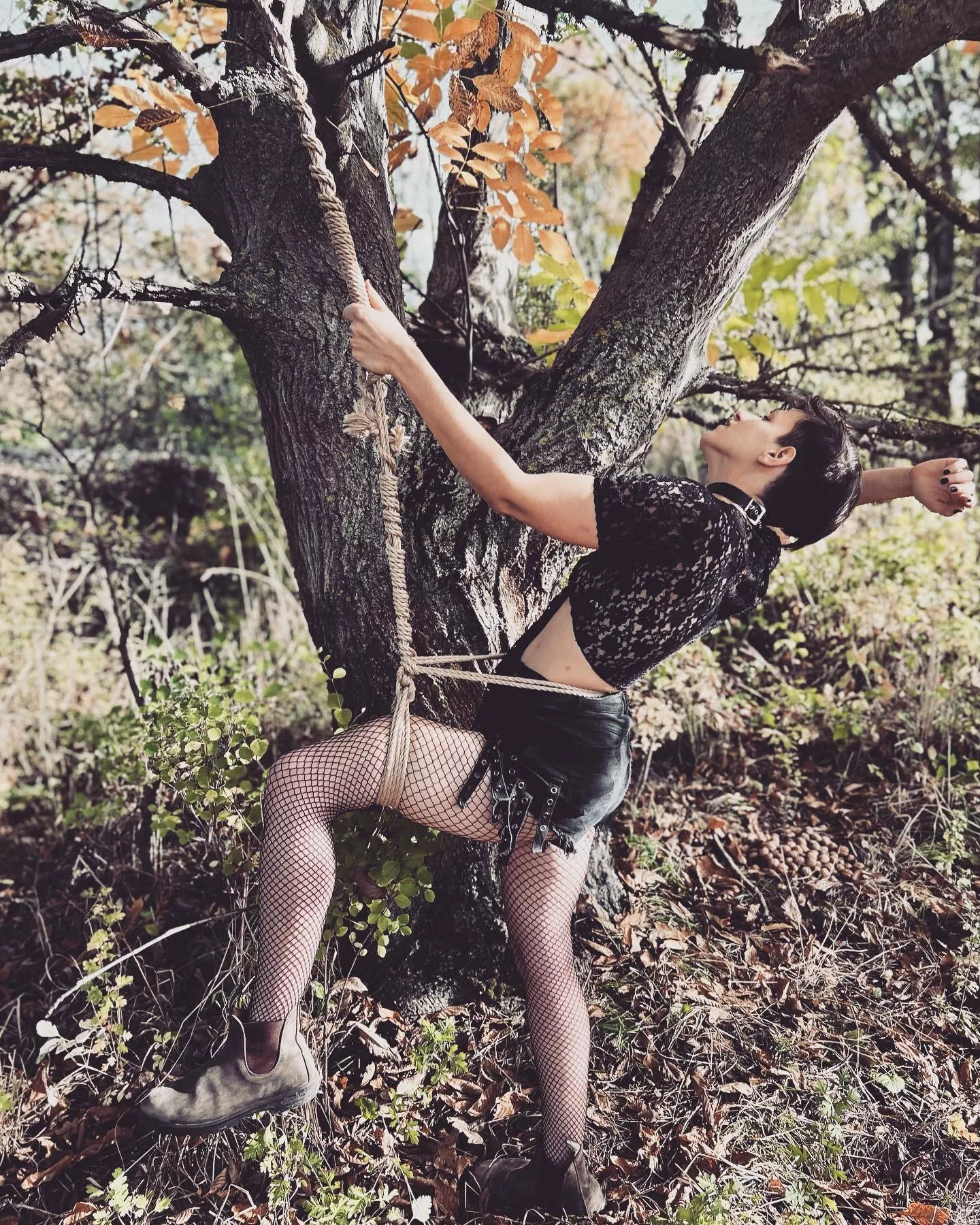 Enjoy the golden autumn with selfbondage