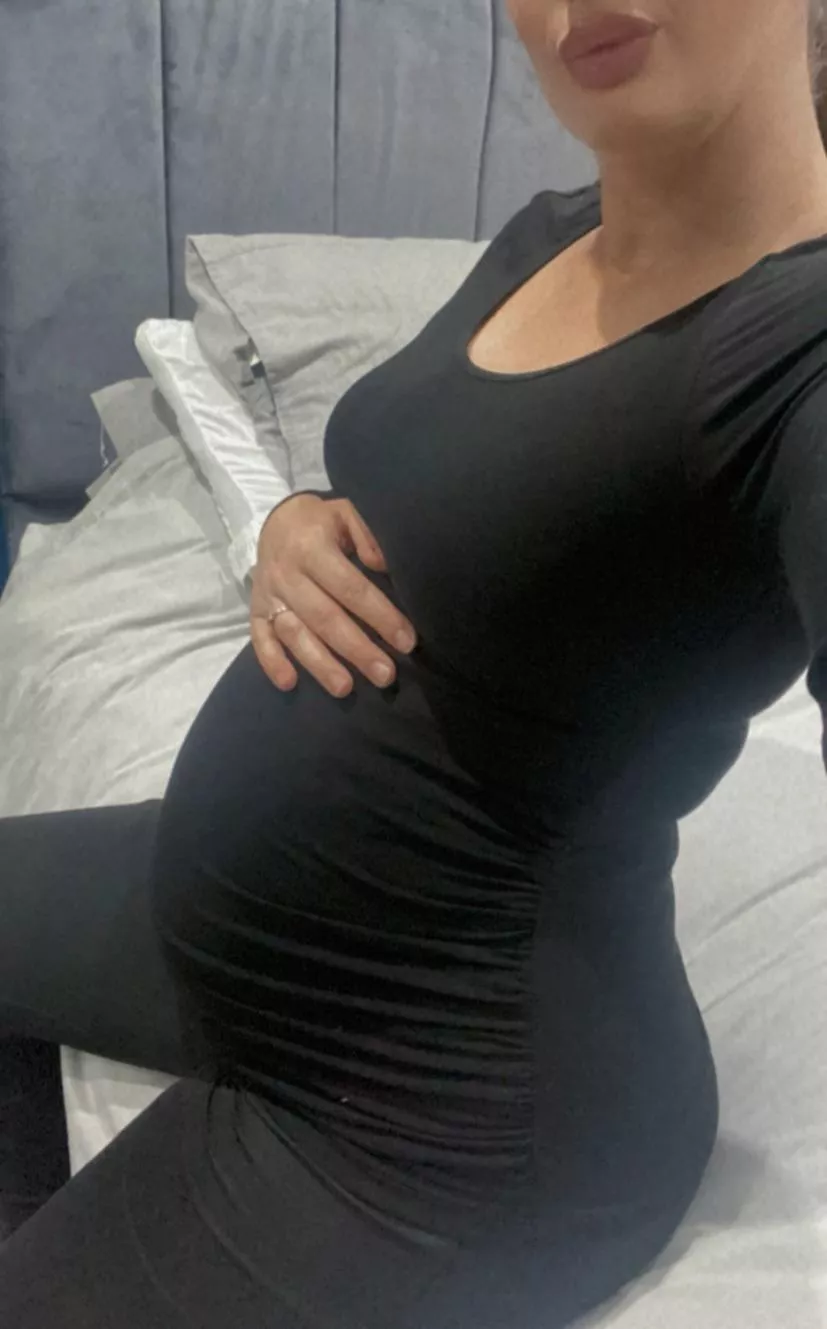 Feeling the cold today 🖤