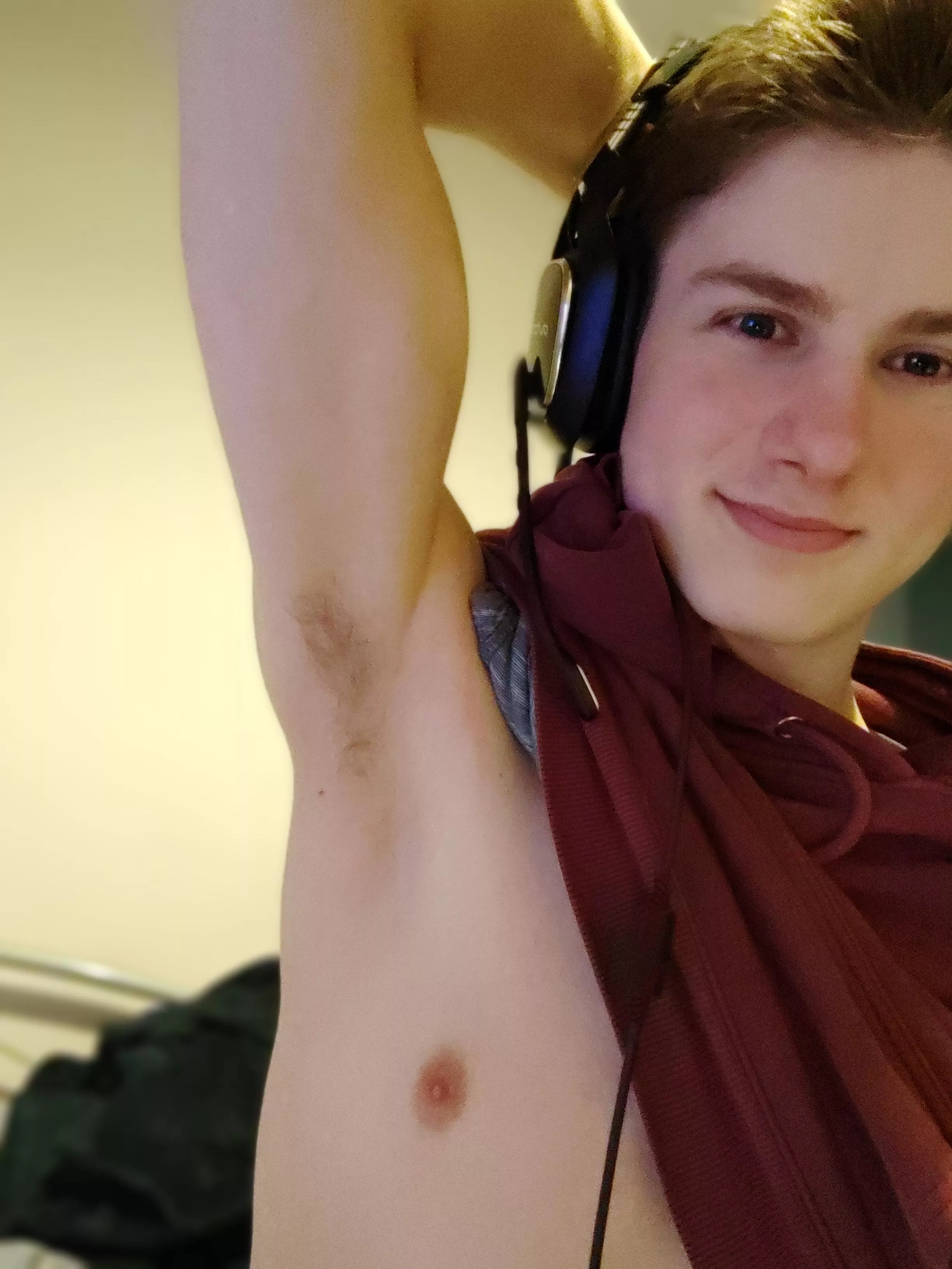 Gamer boy pits