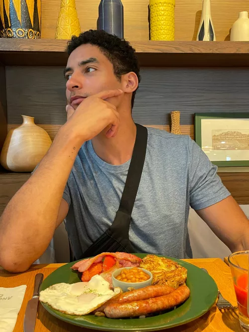 Hey be honest☺️ would you go on a date with me?