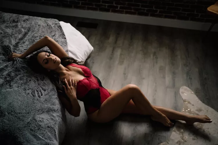 Horny? 👅 Free subs today only!