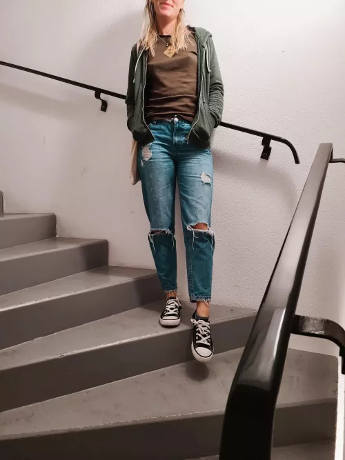 How ever meets me today will get Something to stare at