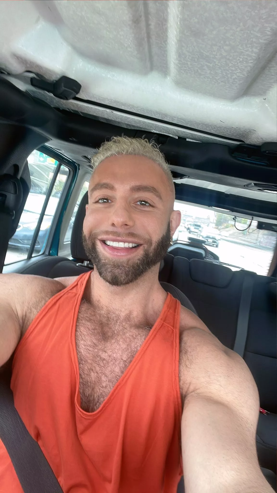 How's everyone feeling? I'm feeling like I wanna be a man's wife today 😉